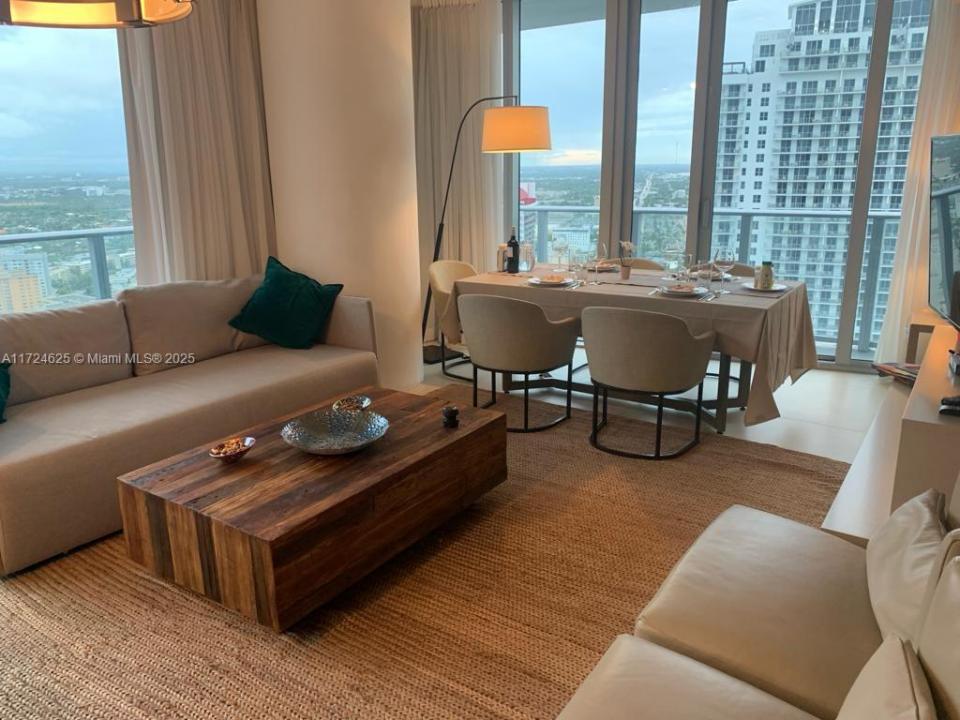 4111 S Ocean Dr 3511, Hollywood, פלורידה 33019, ארצות הברית של אמריקה 