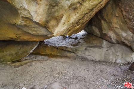 Box Canyon, West Hills, California 91311