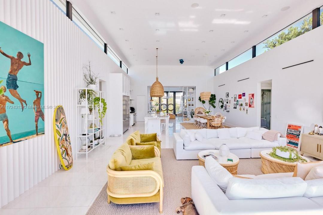 2360 Bayview Ln, North Miami, Flórida 33181, Estados Unidos