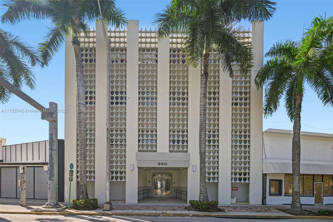 960 W 41st St, Miami Beach, 佛罗里达州 33140, 美国