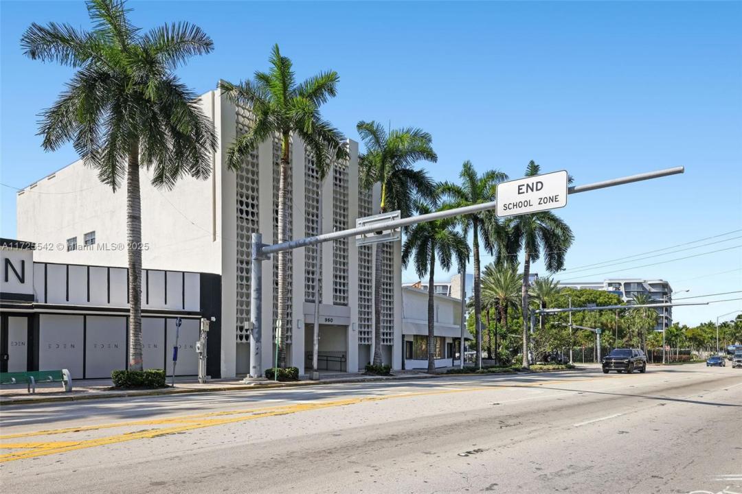 960 W 41st St, Miami Beach, 佛罗里达州 33140, 美国