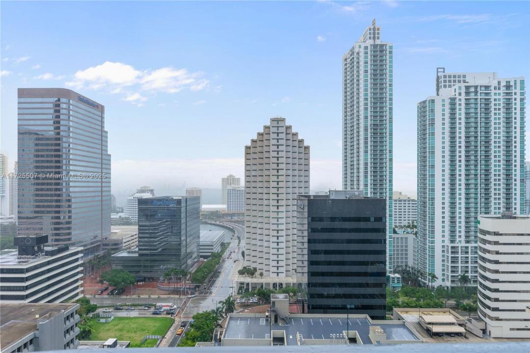 801 S Miami 2005, Miami, Florida 33130