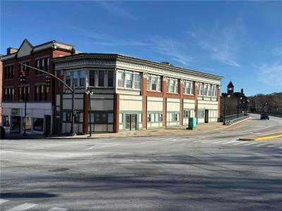 12 Court Street, Woonsocket, RI 02895, USA