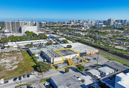 2655 NE 188th St, Miami, Florida 33180, USA