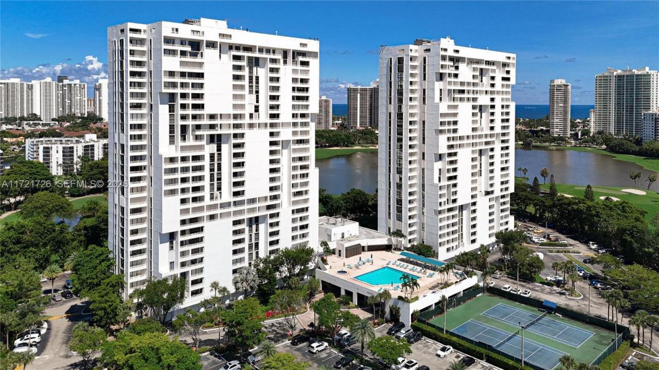 20225 NE 34th Ct 817, Aventura, Floride 33180, États-Unis