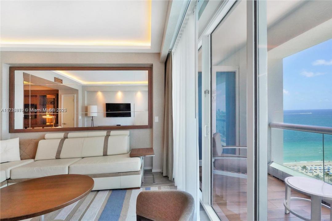 551 N Fort Lauderdale Beach Blvd R1806, Fort Lauderdale, Флорида 33304, Соединенные Штаты