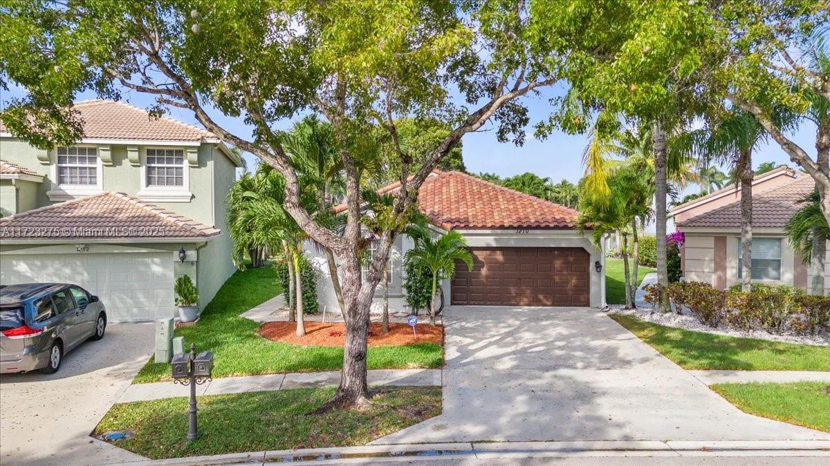 1210 Oakwater Dr, Royal Palm Beach, Florida 33411, USA