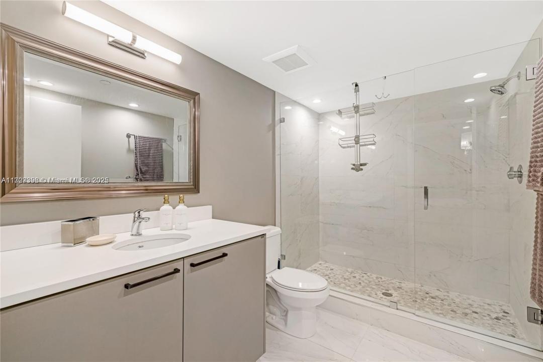 1150 101st St 202, Bay Harbor Islands, Floride 33154, États-Unis