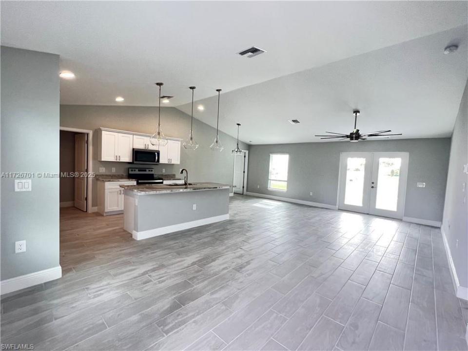2302 NE 35TH ST, Cape Coral, Florida 33909