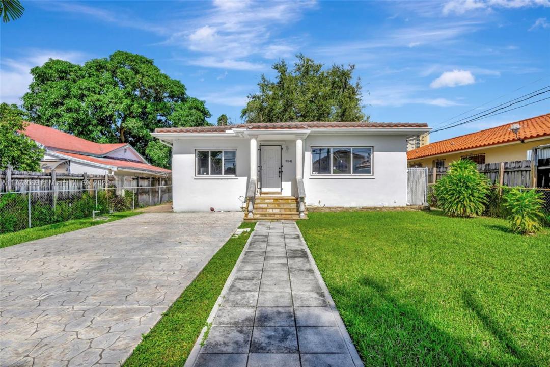 3541 SW 23rd Ter, Miami, 플로리다 33145, 미국