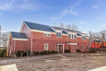 70 Gedney Way, White Plains, Nueva York 10605, Estados Unidos