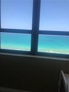 10185 Collins Ave 1118, Bal Harbour, Florida 33154, USA