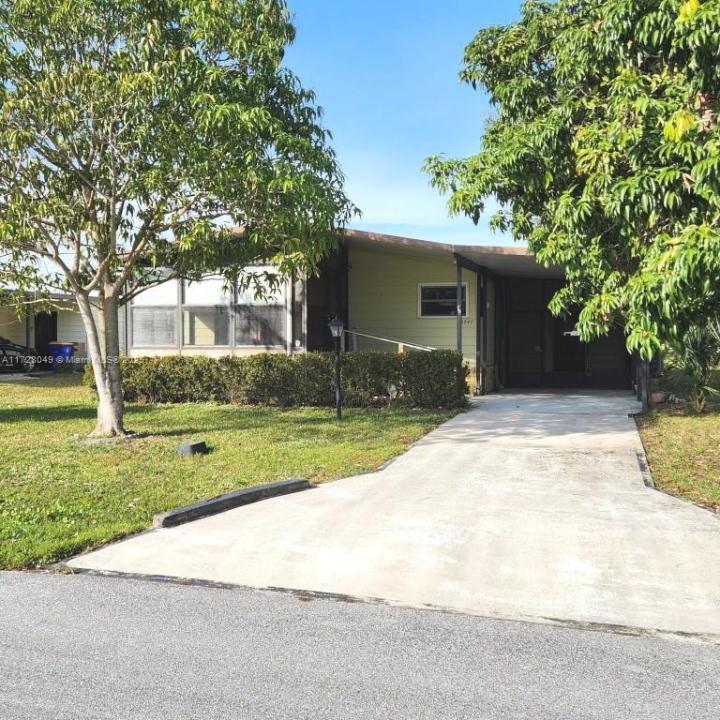 2847 SW Thunderbird Trl, Stuart, Florida 34997