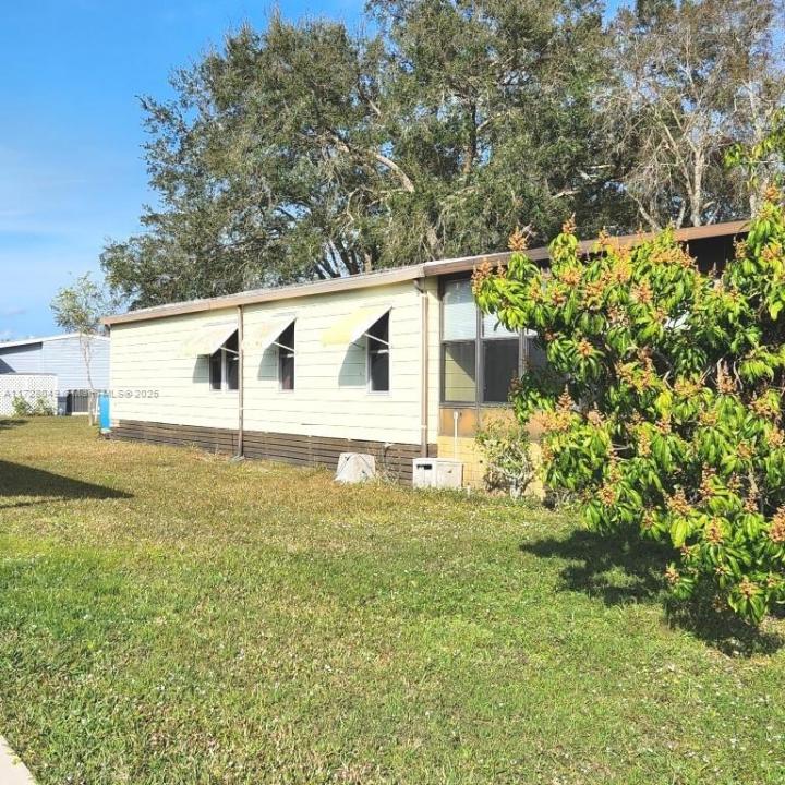 2847 SW Thunderbird Trl, Stuart, Florida 34997