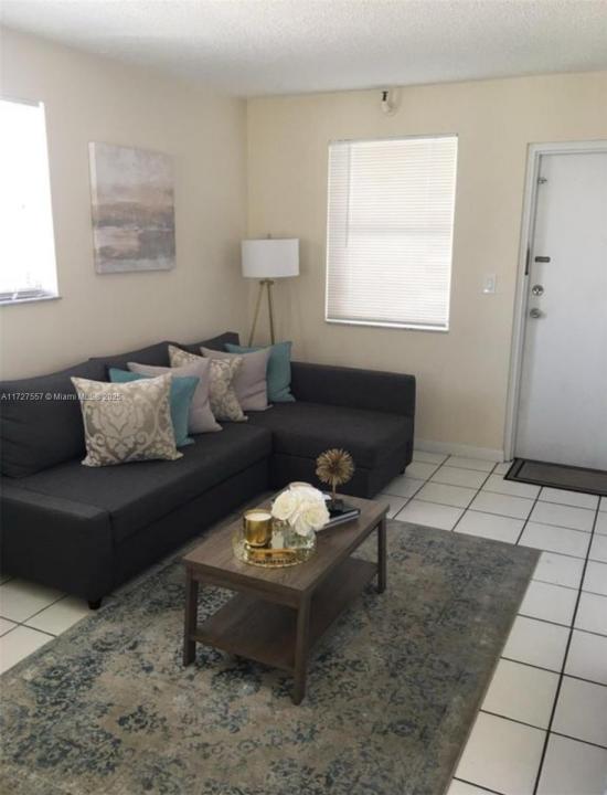2575 SW 27th Ave 501, Miami, Flórida 33133, Estados Unidos