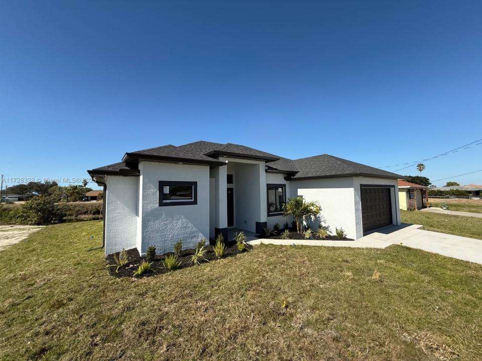 1320 NE 14th  AVE, Cape Coral, Florida 33909