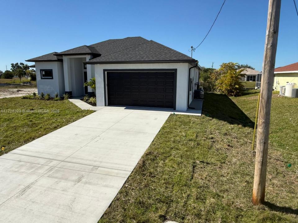 1320 NE 14th  AVE, Cape Coral, Florida 33909