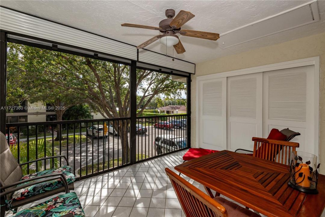 2871 S Carambola Cir S 2062, Coconut Creek, Florida 33066