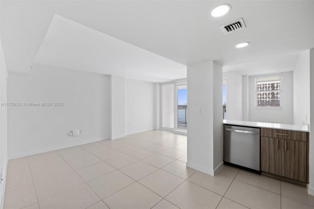 910 West Ave 1516, Miami Beach, Flórida 33139, Estados Unidos