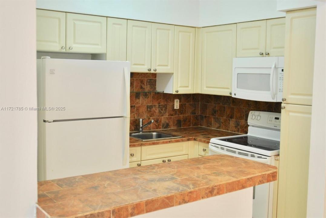 641 Espanola Way 2, Miami Beach, フロリダ 33139, アメリカ合衆国