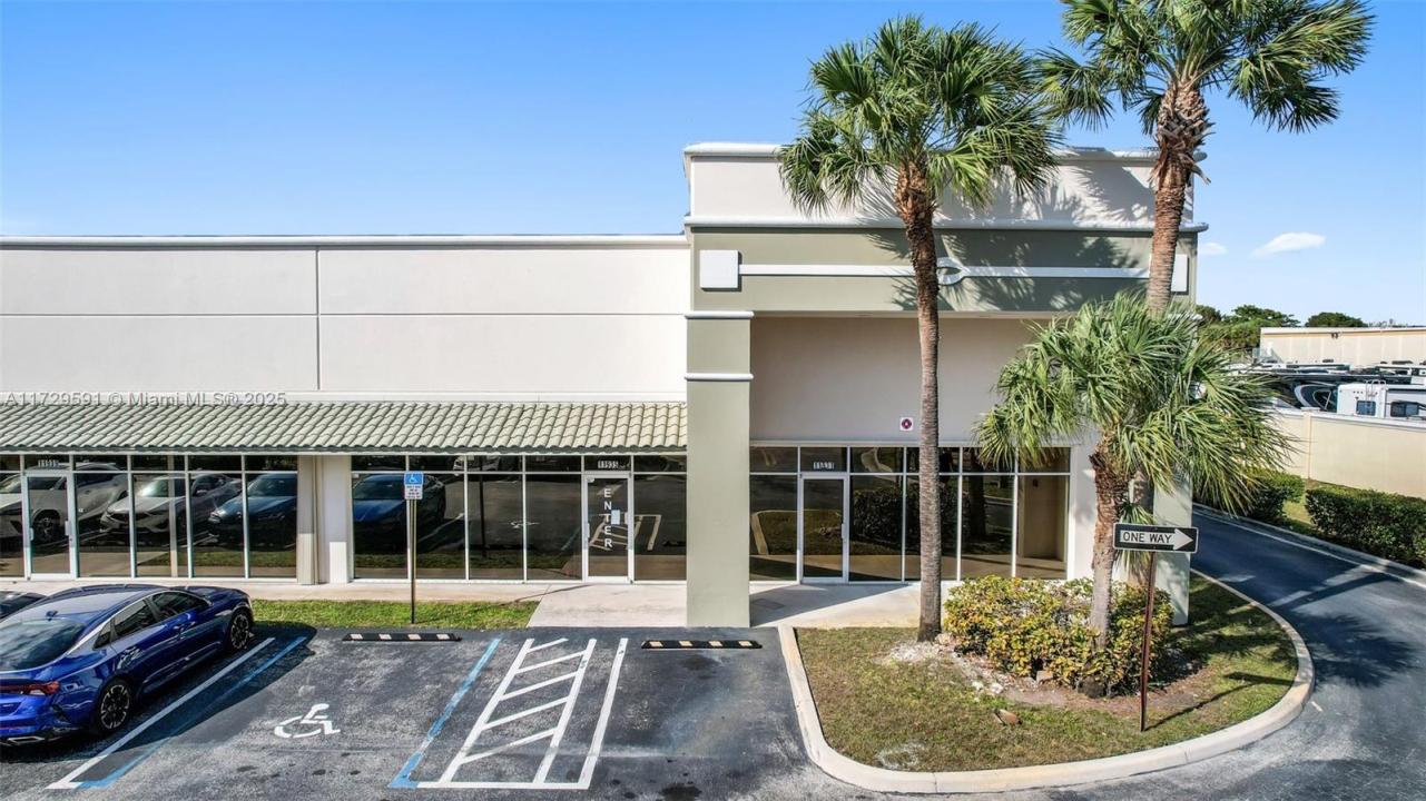 11931-11935 NW 37th St J-K, Coral Springs, Флорида 33065, Соединенные Штаты