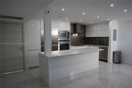 20291 NE 30th Ave PH24, Aventura, Florida 33180, USA