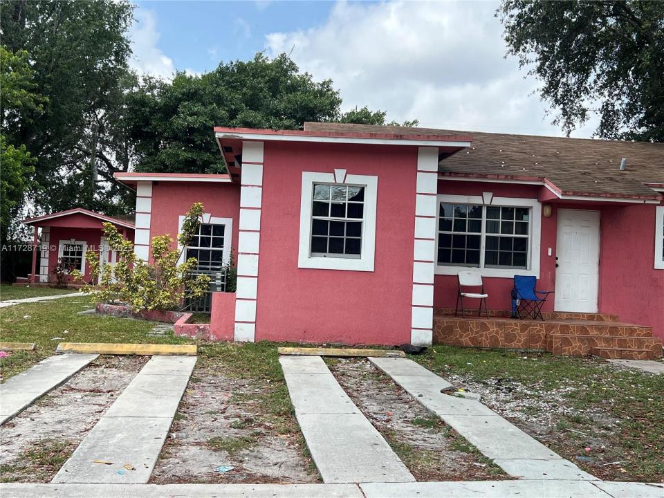 Miami, Florida 33150