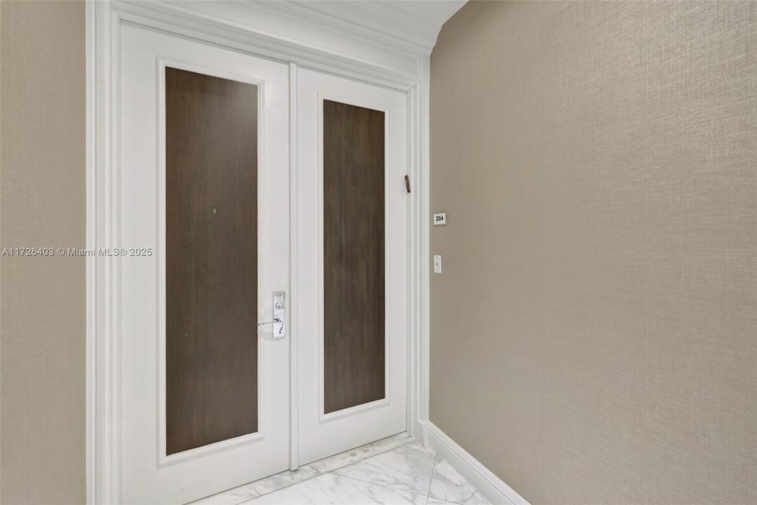 2000 Island Blvd 204, Aventura, Florida 33160, HOA KỲ