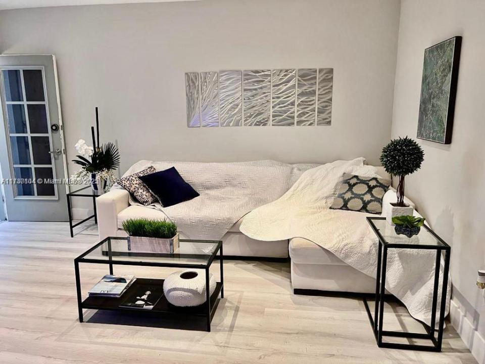 1551 Michigan Ave 6, Miami Beach, Floride 33139, États-Unis