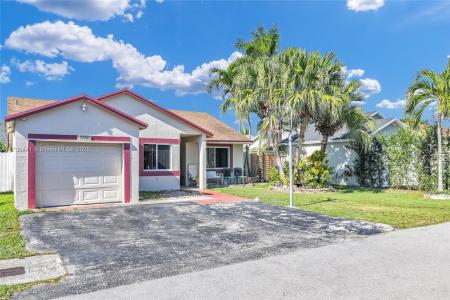 13520 SW 116th Ct, Miami, Florida 33176, USA