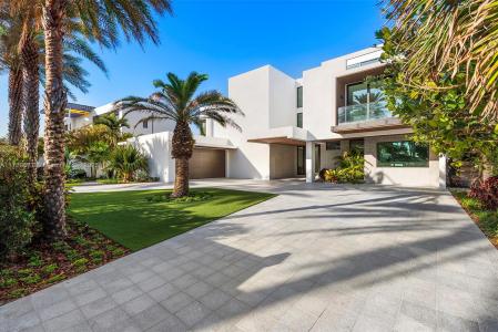 128 Ocean Blvd, Golden Beach, Floride 33160, États-Unis