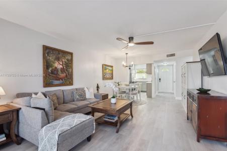 2600 W Sunrise Lakes Dr 209, Sunrise, Florida 33322, USA
