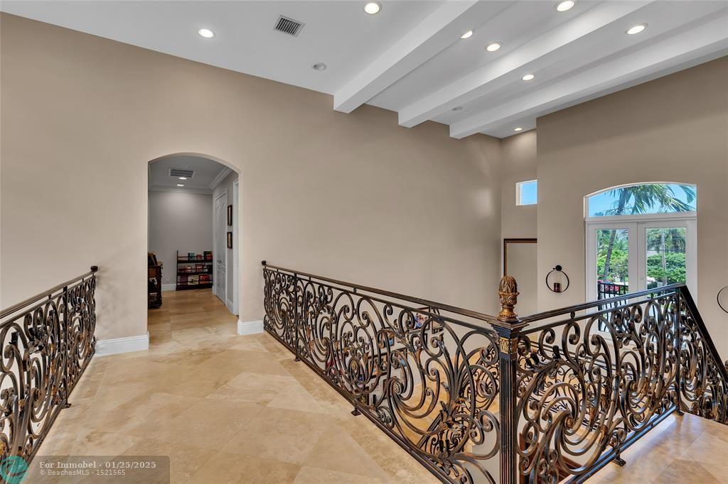 2311 NE 35th Street, Lighthouse Point, Florida 33064