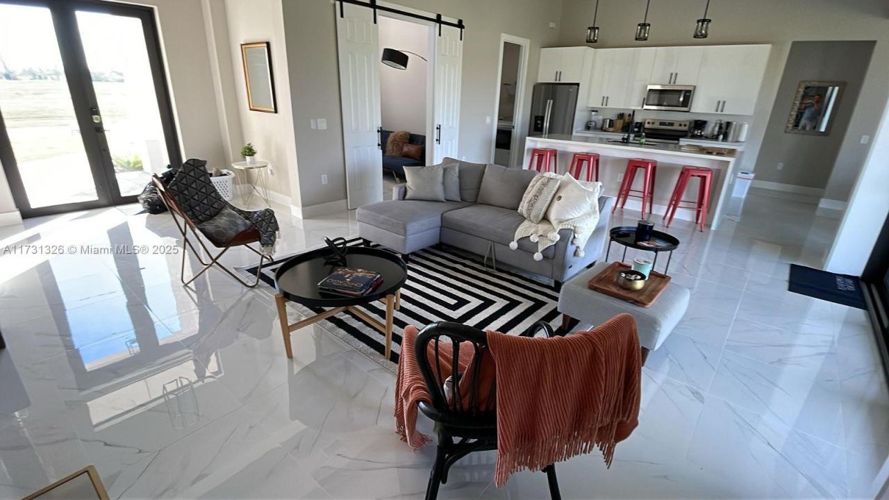 2909 NW 13TH, Cape Coral, Florida 33993