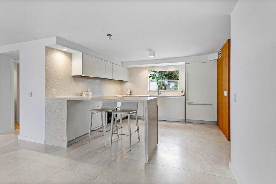 3951 N Ocean Boulevard 201, Gulf Stream, Florida 33483