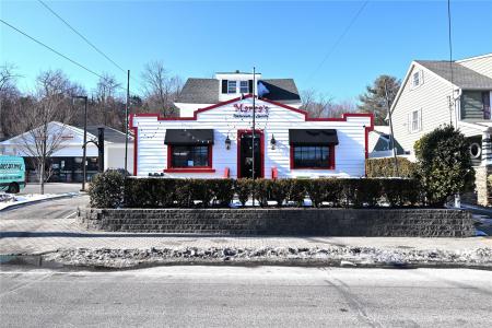 22 Pine Hollow Road, Oyster Bay, New York 11771, HOA KỲ