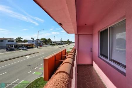 311 NE 44th St, Oakland Park, Florida 33334