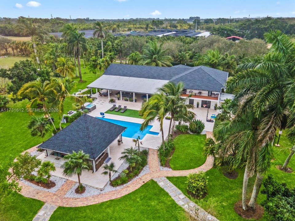 14875 SW 212th St, Miami, Florida 33187, USA