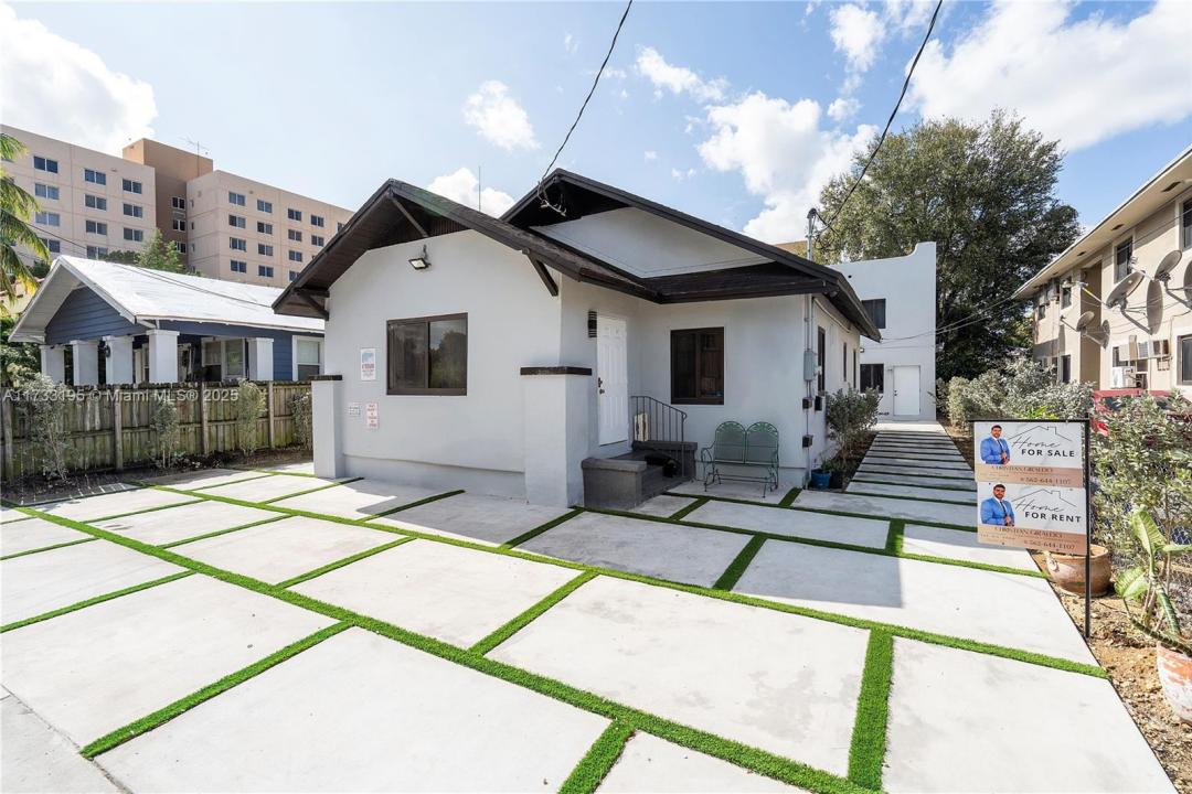 418 NW 9th Ave, Miami, פלורידה 33128, ארצות הברית של אמריקה 