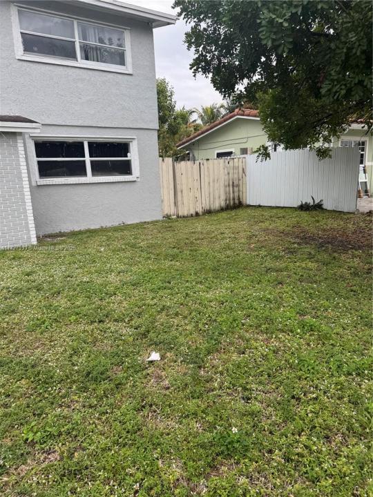 2410 NE 2nd Ter, Pompano Beach, فلوريدا 33064, الولايات المتحدة