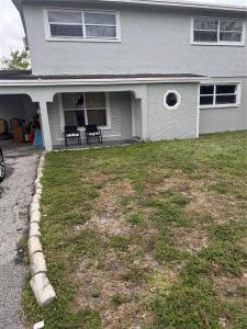 2410 NE 2nd Ter, Pompano Beach, Florida 33064, USA