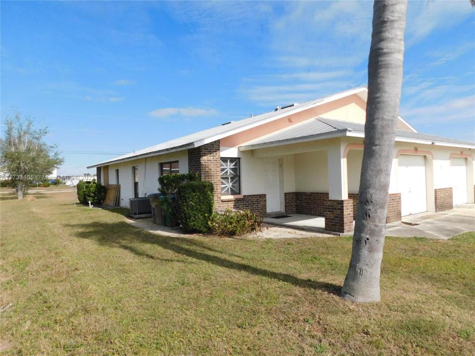 611 SW 3 TE, Cape Coral, Floride 33991, États-Unis