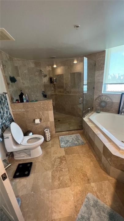 1745 E Hallandale Beach Blvd 1807W, Hallandale Beach, Florida 33009