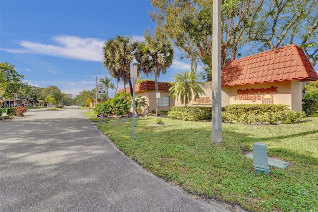8260 SW 24th St 6210, North Lauderdale, Florida 33068, USA
