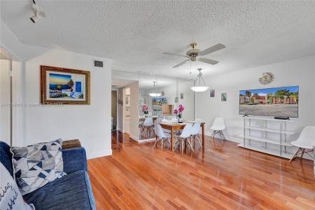 8260 SW 24th St 6210, North Lauderdale, Florida 33068, USA