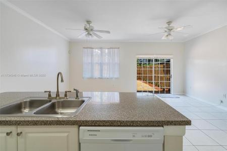 9135 SW 203rd Ter, Cutler Bay, Florida 33189, USA
