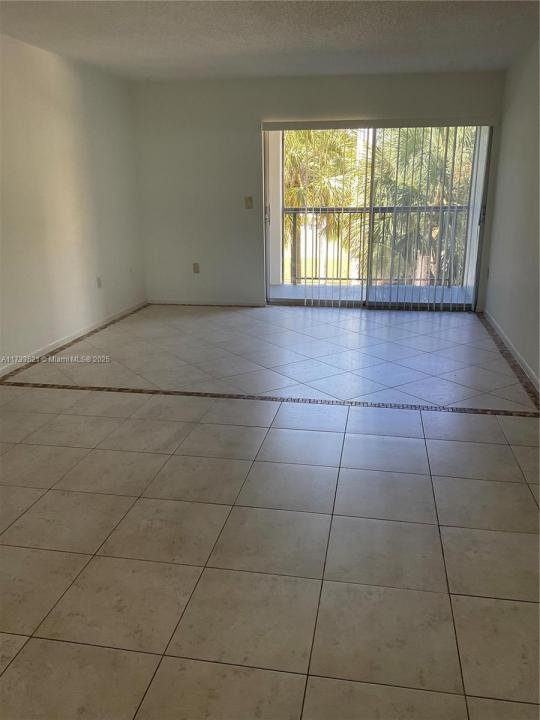 201 178th Dr 309, Sunny Isles Beach, 佛羅里達州 33160, 美國