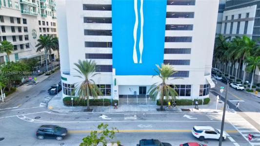 1200 Brickell Bay Dr 2514, Miami, Florida 33131, USA
