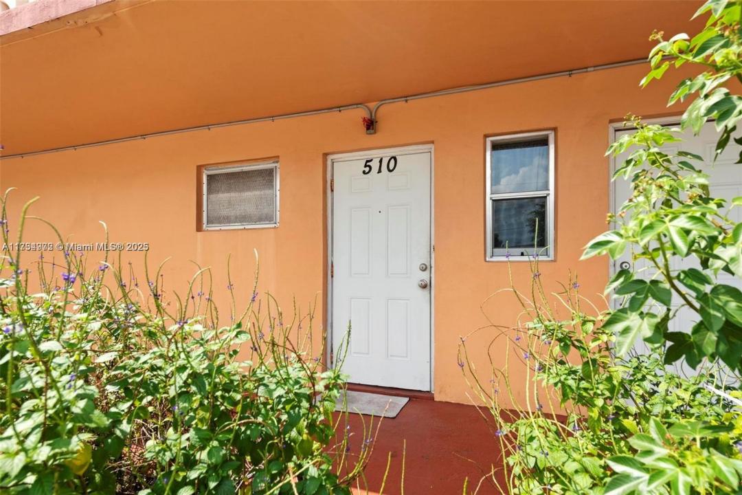 18900 NE 3rd Ct 510, Miami, Florida 33179, Estados Unidos