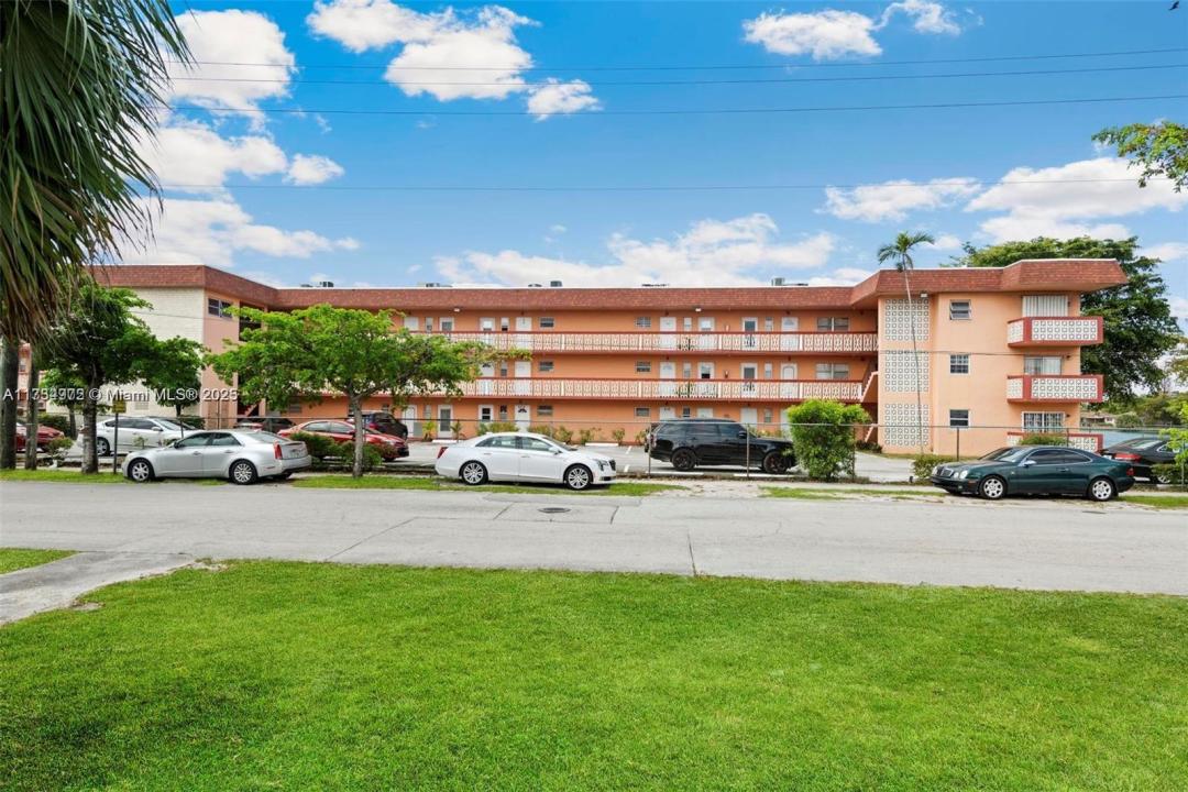 18900 NE 3rd Ct 510, Miami, Florida 33179, Estados Unidos
